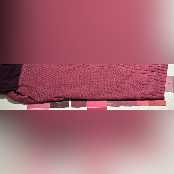 ⭐️Like New⭐️ Penningtons: Women’s Hooded Knit Sweater- Size 2X - Picture 14 of 14